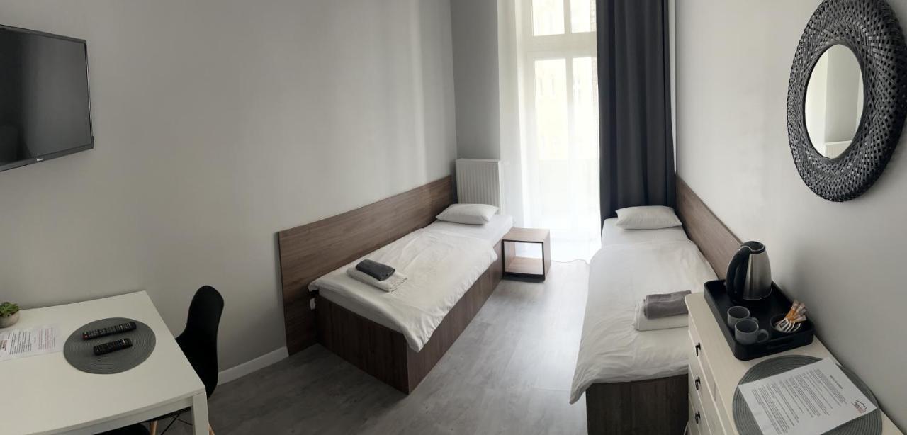 Noclegi Comfort - Self Check-In 24H Свидница Экстерьер фото